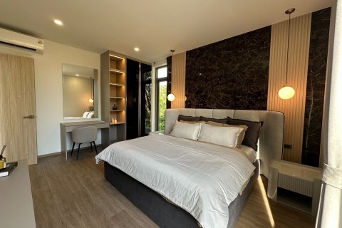 Villa à Kathu, Thaïlande 4 chambres № 136351 - photo 13