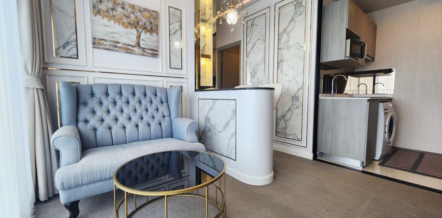 Studio in the Condo in Rayong, Thailand № 136350