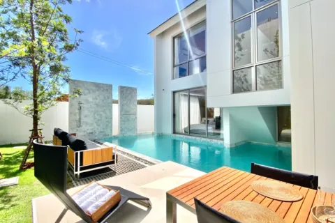 Villa in Phuket, Thailand 3 bedrooms № 150392 - photo 20