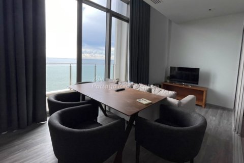 Кондоминиум с 2 спальнями в Банг Ламунге, Таиланд № 150396 - фото 1