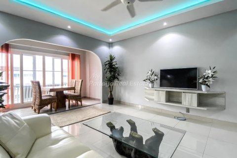Condo in Bang Lamung, Thailand, 2 bedrooms № 150395 - photo 6