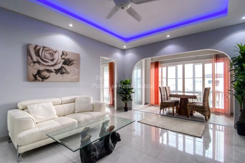 Condo in Bang Lamung, Thailand, 2 bedrooms № 150395 - photo 22