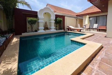House in Pattaya, Thailand 2 bedrooms № 157472 - photo 8