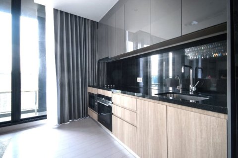 Condo in Bangkok, Thailand, 3 bedrooms № 157476 - photo 10