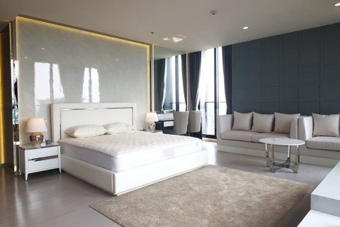 Condo in Bangkok, Thailand, 3 bedrooms № 157476 - photo 7