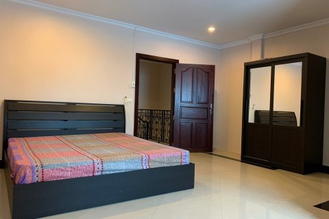 House in Pattaya, Thailand 2 bedrooms № 157471 - photo 20