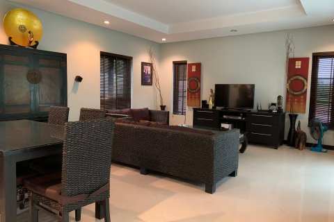 House in Pattaya, Thailand 3 bedrooms № 157473 - photo 5