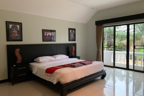 House in Pattaya, Thailand 3 bedrooms № 157473 - photo 8