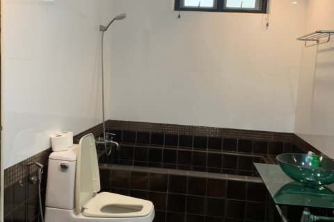 House in Pattaya, Thailand 3 bedrooms № 157473 - photo 12
