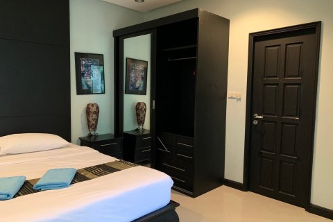 House in Pattaya, Thailand 3 bedrooms № 157473 - photo 4