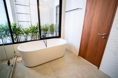 House in Bangkok, Thailand 6 bedrooms № 157474 - photo 23