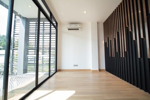 House in Bangkok, Thailand 6 bedrooms № 157474 - photo 27