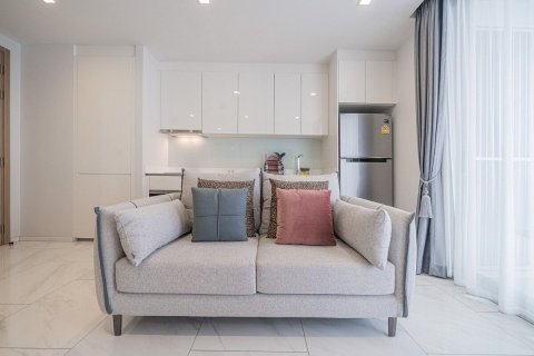 Studio in the Condo in Watthana, Bangkok, Thailand  № 161579 - photo 7