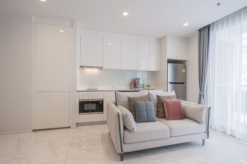 Studio in the Condo in Watthana, Bangkok, Thailand  № 161579