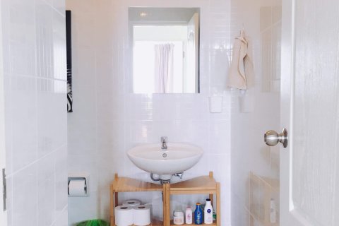 Condo in Phuket, Thailand, 2 bedrooms  № 161580 - photo 14