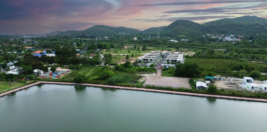 Terrain à Hua Hin, Thaïlande 1132.8 m2 № 161582