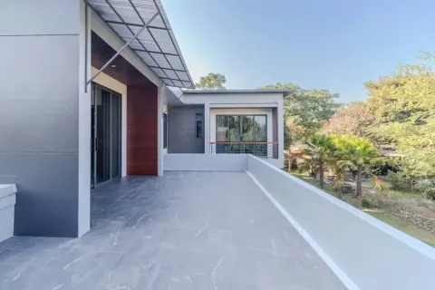 Villa in Chiang Mai, Thailand 3 bedrooms № 162786 - photo 7