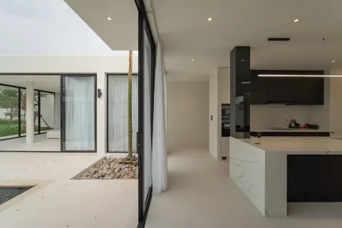 Villa in Chiang Mai, Thailand 4 bedrooms № 162784 - photo 7