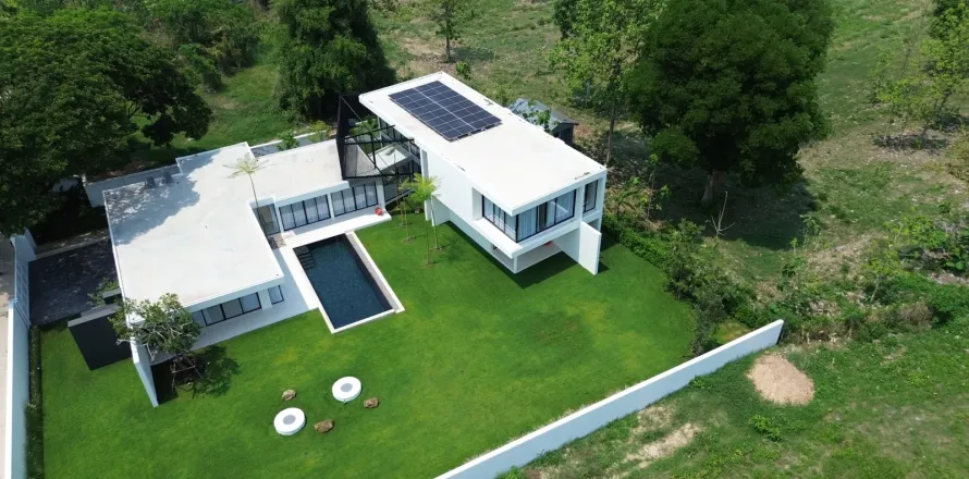 Villa in Chiang Mai, Thailand 4 bedrooms № 162784