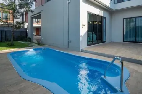 Villa in Chiang Mai, Thailand 4 bedrooms № 162788 - photo 13