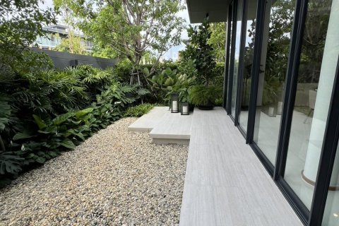 House in Bang Kaeo, Thailand 5 bedrooms № 140527 - photo 13