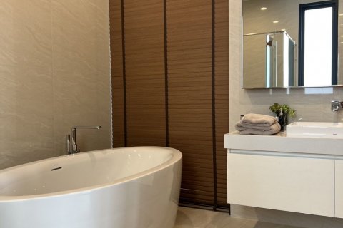 House in Bang Kaeo, Thailand 5 bedrooms № 140527 - photo 7