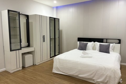 Villa in Pattaya, Thailand 4 bedrooms № 140529 - photo 9