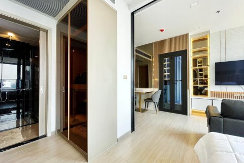 Studio dans le Condo à Huai Khwang, Bangkok, Thaïlande  № 173545 - photo 7