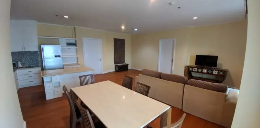 Кондоминиум с 3 спальнями в Бангкапи, Бангкок, Таиланд № 173540