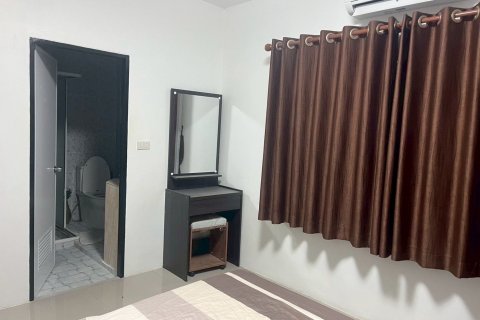 House in Pattaya, Thailand 3 bedrooms № 173546 - photo 10