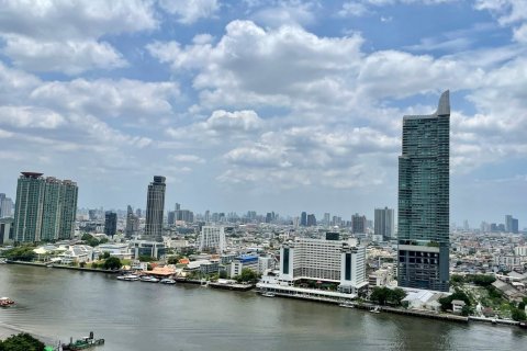Condo in Khlong San, Bangkok, Thailand, 3 bedrooms  № 137917 - photo 2