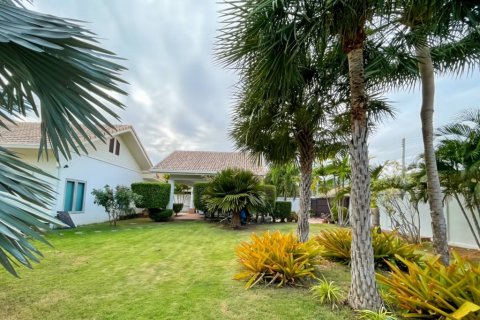 Villa in Pran Buri, Thailand 3 Schlafzimmer № 221865 - Foto 11
