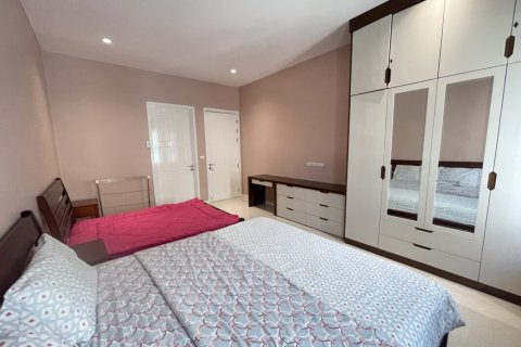 Villa in Cha-am, Thailand 4 Schlafzimmer № 221864 - Foto 8