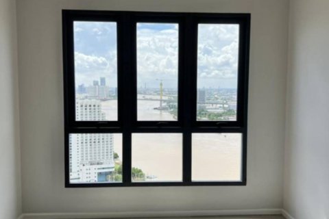 Condo à Bang Kho Laem, Bangkok, Thaïlande, 3 chambres  № 172841 - photo 3