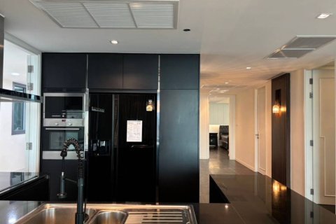 Condo à Bangkok, Thaïlande, 3 chambres  № 172842 - photo 4