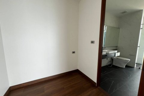 Villa à Surat Thani, Thaïlande 4 chambres № 172837 - photo 10