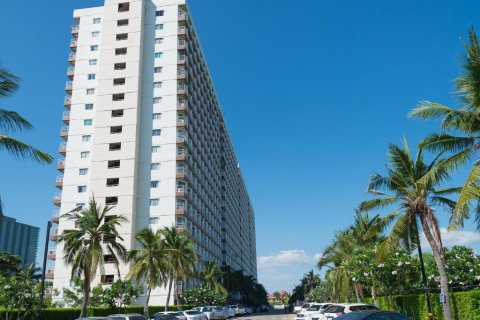 Wohnung in Pattaya, Thailand 2 Zimmer № 175629 - Foto 18