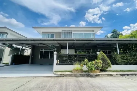 Дуплекс в Чиангмае, Таиланд с 4 спальнями  № 148802 - фото 1