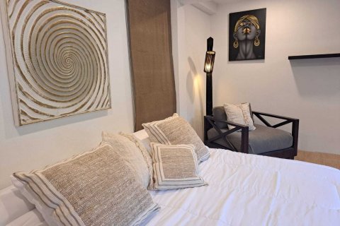 Villa in Phuket, Thailand 5 bedrooms № 136728 - photo 21