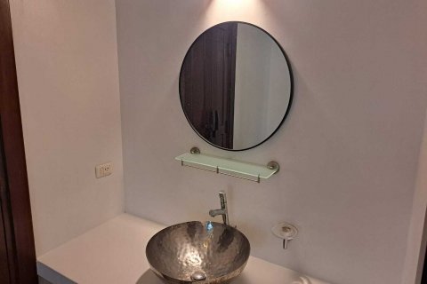 Villa in Phuket, Thailand 5 bedrooms № 136728 - photo 8