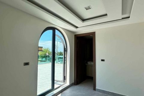 Villa in Pattaya, Thailand 4 bedrooms № 136734 - photo 14