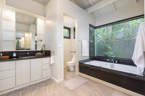 House in Phuket, Thailand 5 bedrooms № 180389 - photo 25