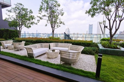 Condo in Bangkok, Thailand, 3 bedrooms  № 180390 - photo 23