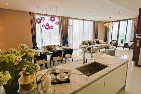 Condo in Bangkok, Thailand, 3 bedrooms  № 180390