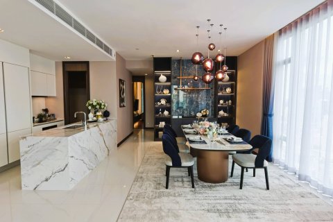 Condo in Bangkok, Thailand, 3 bedrooms  № 180390 - photo 8