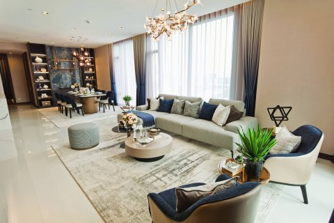 Condo in Bangkok, Thailand, 3 bedrooms  № 180390 - photo 2