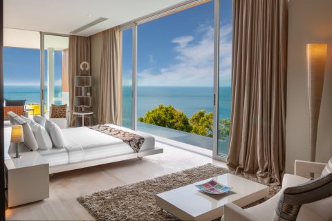 House in Phuket, Thailand 4 bedrooms № 180393 - photo 23
