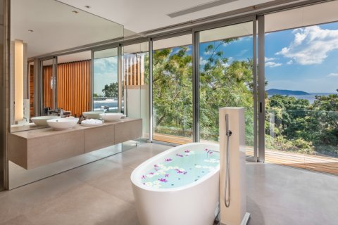 House in Phuket, Thailand 4 bedrooms № 180393 - photo 25