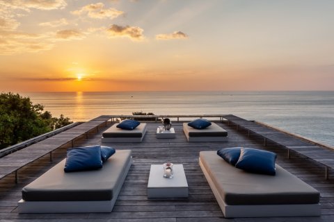 House in Phuket, Thailand 4 bedrooms № 180393 - photo 28