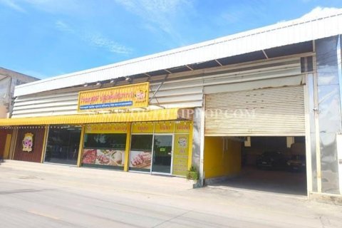 Land in Sam Phran, Thailand 30480 sq.m. № 137841 - photo 3